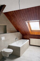 Modernes Bad . Neue Badewanne - 
