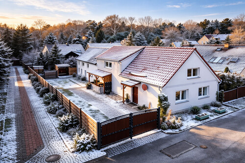 Luftaufnahme EFH+Nebengebäude - 