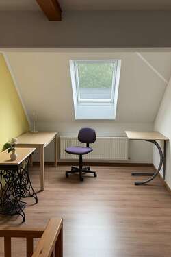 Nähecke / Büro im OG - 