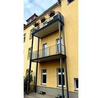 Kapitalanlage mit 5,5% Bruttomietrendite - MFH in Riesa mit sechs Wohn- und zwei Gewerbeeinheiten!