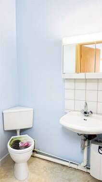 Badezimmer - Gewerbeeinheit 1 - 