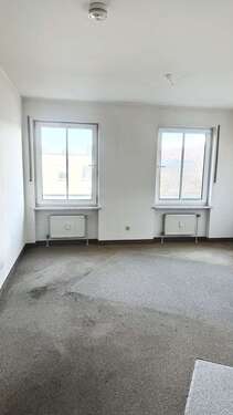 Großzügiges Schlafzimmer - 