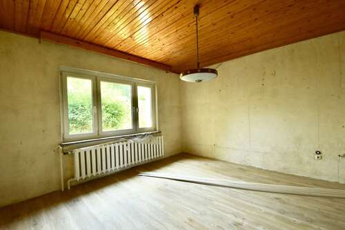 Ehemaliges Schlafzimmer EG - 