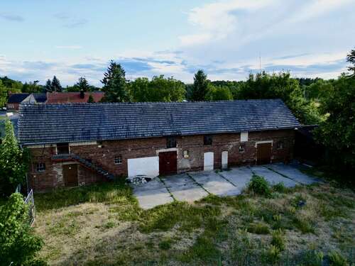 Blick auf die Scheune - Freizeitgrundstück in Cottbus / Willmersdorf zum Kaufen