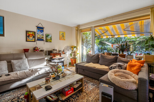 Wohnzimmer - 4 Zimmer Reihenmittelhaus zum Kaufen in Delmenhorst