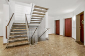 Hausflur / Treppenhaus - 