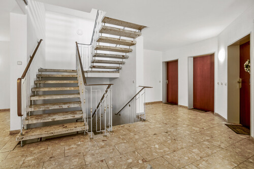 Hausflur / Treppenhaus - 