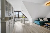 Wohnzimmer - 2 Zimmer Dachgeschoßwohnung in Delmenhorst