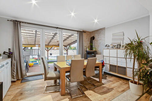 Wohn/-Esszimmer - Reihenendhaus mit 109,31 m² in Delmenhorst zum Kaufen