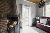 Wohnzimmer mit Kamin - 