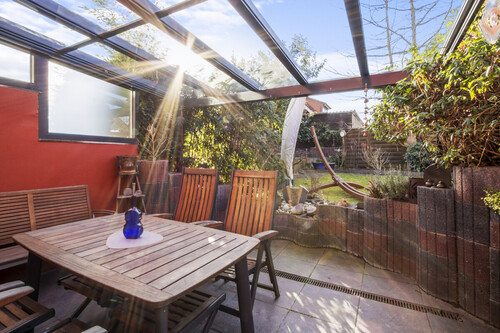 Überdachte Terrasse - 