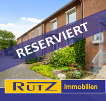 Delmenhorst-Brendel Charmantes Reihenhaus mit cleverem Grundriss, sonniger Terrasse und Garage