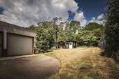 Garten mit Garage - 