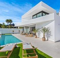 Villa in Polop - 725.000,00&nbsp;EUR Kaufpreis, ca.&nbsp; 306,00&nbsp;m&sup2; in Polop (PLZ: )