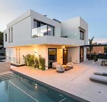 Villa in La Nucia - 1.095.000,00&nbsp;EUR Kaufpreis, ca.&nbsp; 342,00&nbsp;m&sup2; in La Nucia (PLZ: )