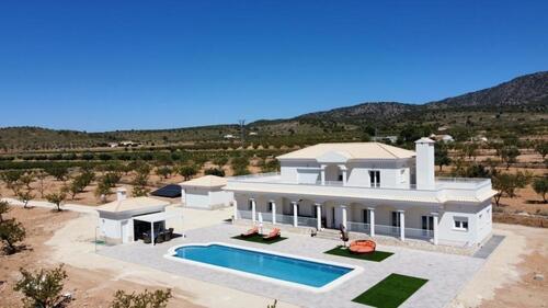 Foto - Villa in Pinoso - 611.000,00&nbsp;EUR Kaufpreis, ca.&nbsp; 270,00&nbsp;m&sup2;