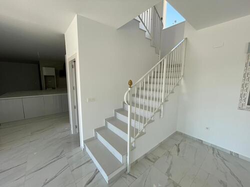 Foto - Villa in Pinoso zum Kaufen