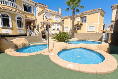 Foto - Villa in Villamartin - 250.000,00&nbsp;EUR Kaufpreis, ca.&nbsp; 90,00&nbsp;m&sup2;