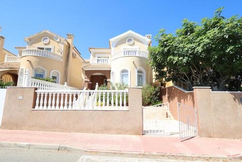 Foto - Villa zum Kaufen in Villamartin
