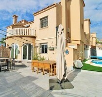 Einfamilienhaus in Villamartin - 279.900,00&nbsp;EUR Kaufpreis, ca.&nbsp; 91,00&nbsp;m&sup2; in Villamartin (PLZ: )