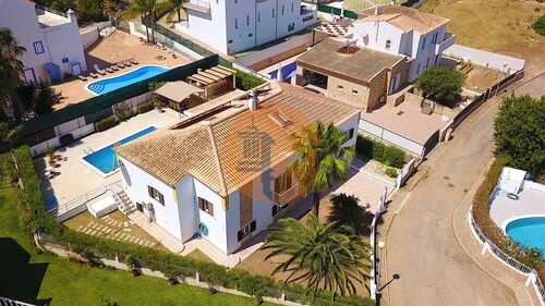 Foto - 7 Zimmer Einfamilienhaus zum Kaufen in Castro Marim
