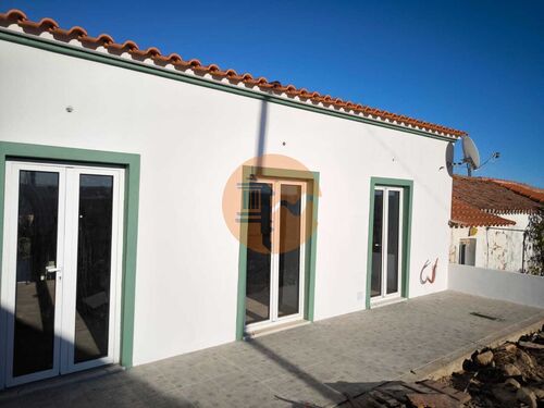Foto - Haus in Castro Marim, Faro - 890,00 EUR Kaltmiete, ca.  100,00 m²