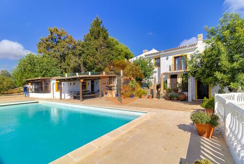 Foto - 4 Zimmer Einfamilienhaus zum Kaufen in Conceicao e Estoi