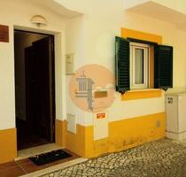 Haus in Tavira, Faro - 1.500,00&nbsp;EUR Kaltmiete, ca.&nbsp; 107,00&nbsp;m&sup2; in Tavira (PLZ: )