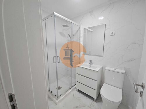 Foto - 2 Zimmer Etagenwohnung in Amadora