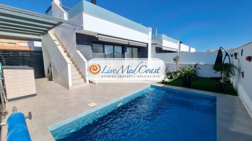 Foto - Haus in Los Alcazares, Murcia - 435.000,00&nbsp;EUR Kaufpreis, ca.&nbsp; 26.500,00&nbsp;m&sup2;