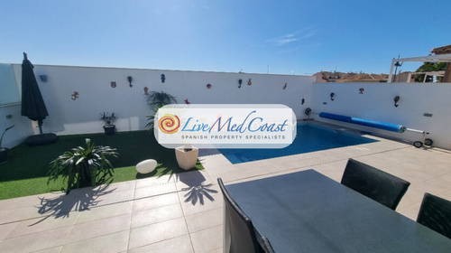 Foto - 4 Zimmer Einfamilienhaus in Los Alcazares