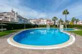 Foto - Einfamilienhaus in Playa Flamenca zum Kaufen