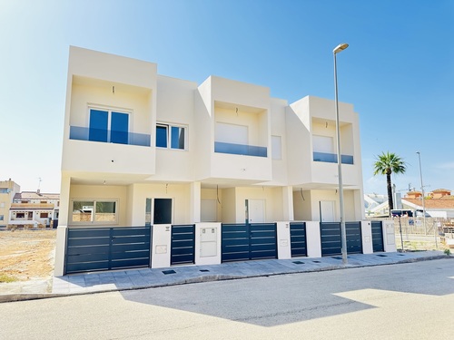 Foto - Villa in Pilar de la Horadada - 265.000,00&nbsp;EUR Kaufpreis, ca.&nbsp; 105,00&nbsp;m&sup2;