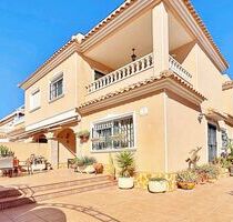 Einfamilienhaus in Orihuela Costa