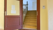 In das Treppenhaus - 