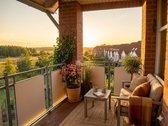 Balkon nach Westen Feierabend - 3-Zimmer-Wohnung Süd-Westbalkon Stellplatz Neumühler See Ruhige Wohnlage