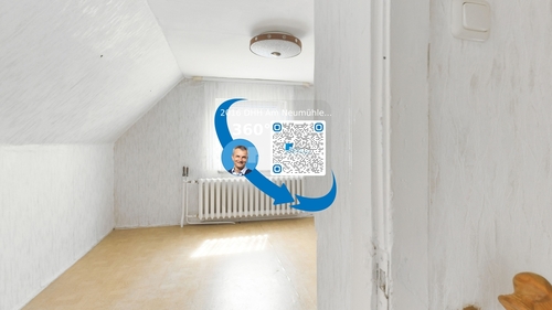 Flur_oben_Treppenhaus - 