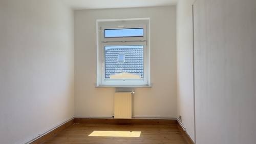 Ein Gäste - Kinder - Arbeits - Zimmer nach Süden - 