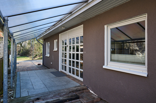 Der Hauszugang von der Hofseite aus gesehen - 