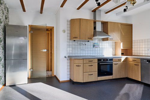 Von der Küche in Richtung Flur gesehen - 