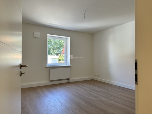 das grosse Zimmer vom Flur aus - 