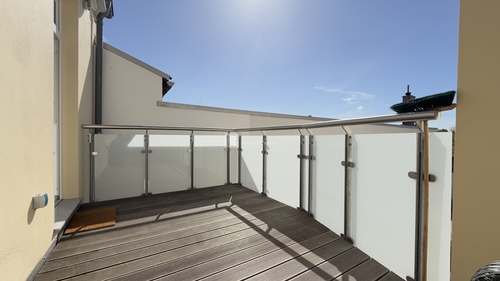 Der Super Sonne Balkon - Hier fängt Feierabend an - Für Menschen, die ankommen wollen - nicht nur einziehen - 2 Zimmer Balkon TagesLichtBad EBK 2. OG