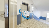Treppenhaus - 6 Zimmer Büro zur Miete in Schwerin