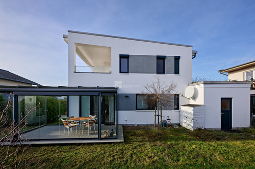 Die Rückansicht - Einfamilienhaus mit 150,00 m&sup2; in Schwerin zum Kaufen