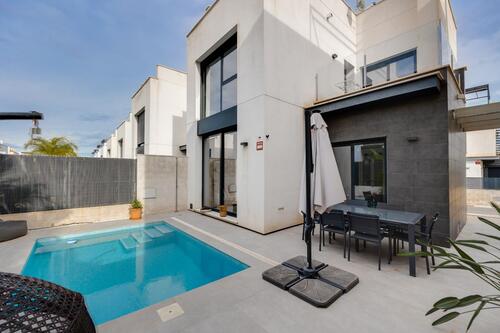 Foto - Villa in Orihuela Costa - 369.900,00&nbsp;EUR Kaufpreis, ca.&nbsp; 90,00&nbsp;m&sup2;