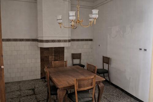 Foto - Einfamilienhaus in Llutxent - 55.000,00&nbsp;EUR Kaufpreis, ca.&nbsp; 200,00&nbsp;m&sup2;