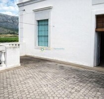 Villa in Benifairo De La Valldigna