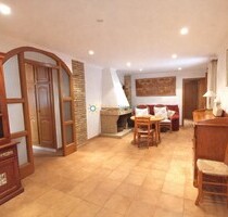 Doppelhaushälfte in Montaverner