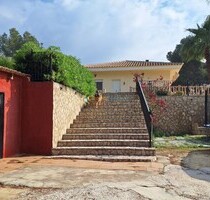 Villa in LOlleria - 295.000,00&nbsp;EUR Kaufpreis, ca.&nbsp; 181,00&nbsp;m&sup2; in L'Olleria (PLZ: )