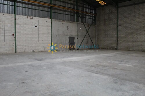 Foto - Gewerbegrundstück in Oliva